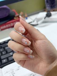 -尤米一站式美甲美睫