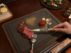 -恰餐厅及酒吧 CHAR Bar & Grill (北京丽都皇冠假日店)