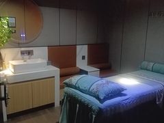 -鹤祥宫影院足道SPA连锁(吉大万国汇钰海店)