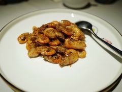 油爆小河虾-屋里厢上海菜馆