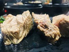 -陆记牛庄·碳锅龙虾烧烤(爱上花园店)
