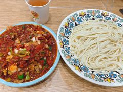 -歹歹的加个面过油肉拌面