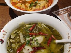 -渝是乎酸菜鱼(龙旗购物中心店)