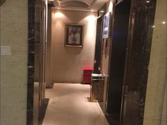 -上海鼎园瑞峰公寓酒店
