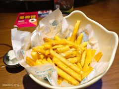 -SPACELAB失重餐厅(世纪汇店)