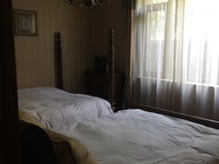 -芭东小镇温泉
