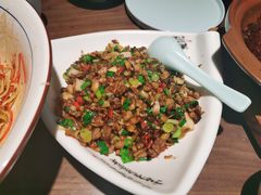 -有红鸡毛店·川菜(建设路店)