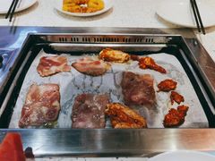 -爱客得牛排海鲜烤肉·火锅自助(春熙路黑金好店)