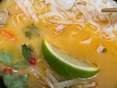 酸辣海鲜汤河粉-米纸越南小馆(金鹰世界店)