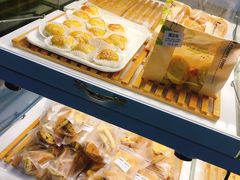 -三三烘焙坊(滨江店)