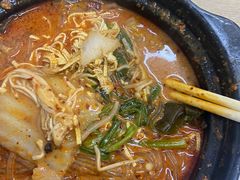 -曹宝林砂锅麻辣烫(星光路店)
