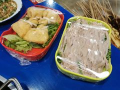 -马路边边串串香形象店(磐石路店)