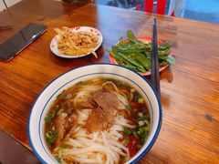 -矮子粉店1985·长沙米粉(湘春路店)