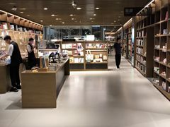 -茑屋书店(天目里店)