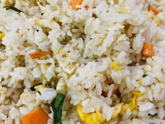 鸡蛋炒饭-桔子海鲜烧烤大排档(台东店)