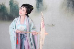 点击看大图 -盘子女人坊古装写真摄影(南京总店)