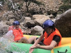 -雅鲁激流探险漂流