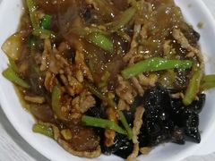东北拉皮-老于餐厅(民生路店)
