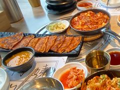 泡菜饼-郑阿姨的家·이모네·韩料&烤肉(武川路店)