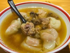 -八二小区抄手(龙湖上城天街店)