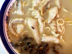 招牌黄鱼面-明呈黄鱼面馆(斜土路店)