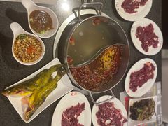 -名门潮牛·鲜牛肉海鲜火锅.烧烤自助餐厅(诚丰广场店)