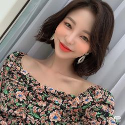 -时尚殿堂明星门店