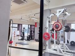-GYMPLUS私教健身会馆(大悦城店)