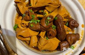 Bean Curd Knots Braised with Pork Intestines