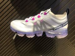 -NIKE品牌体验店(金源新燕莎店)