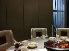 -忘情水鱼头·鲜鱼火锅(滨江中路店)