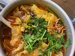 -丽丽三鲜螺蛳粉(田林路店)