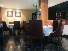 -湖庭壹品鸭王·传统北京烤鸭·别墅私房菜·庭院宵夜(江宁店)