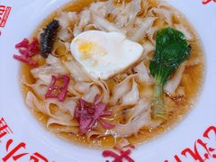 -小董哥烤串·爆汁大油边(故宫店)