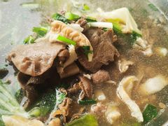 -谢老五跷脚牛肉·非遗传承店
