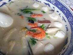 极品鱼头皇-山外山菜馆(玉泉路店)
