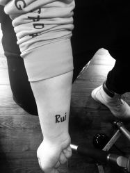 点击看大图 -刺客纹画纹身·洗纹身·穿孔饰品