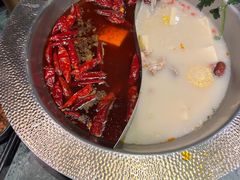 -麻田会 ·鲜活现烹·牛蛙火锅(珠江新城维家思广场店)