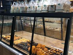 面包甜点陈列柜-聚香园(北濠桥店)