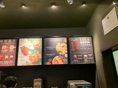 -星巴克(西藏路店)