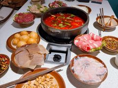 -贵府酸汤牛肉火锅·贵州老字号(飞山街店)