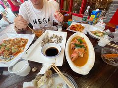 -谊荣海鲜大牌档(石湖店)