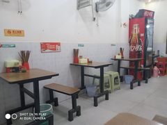 大堂-特色罐罐香米线(渝南大道店)