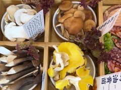 -阿婆情腊排骨火锅(金虹路店)