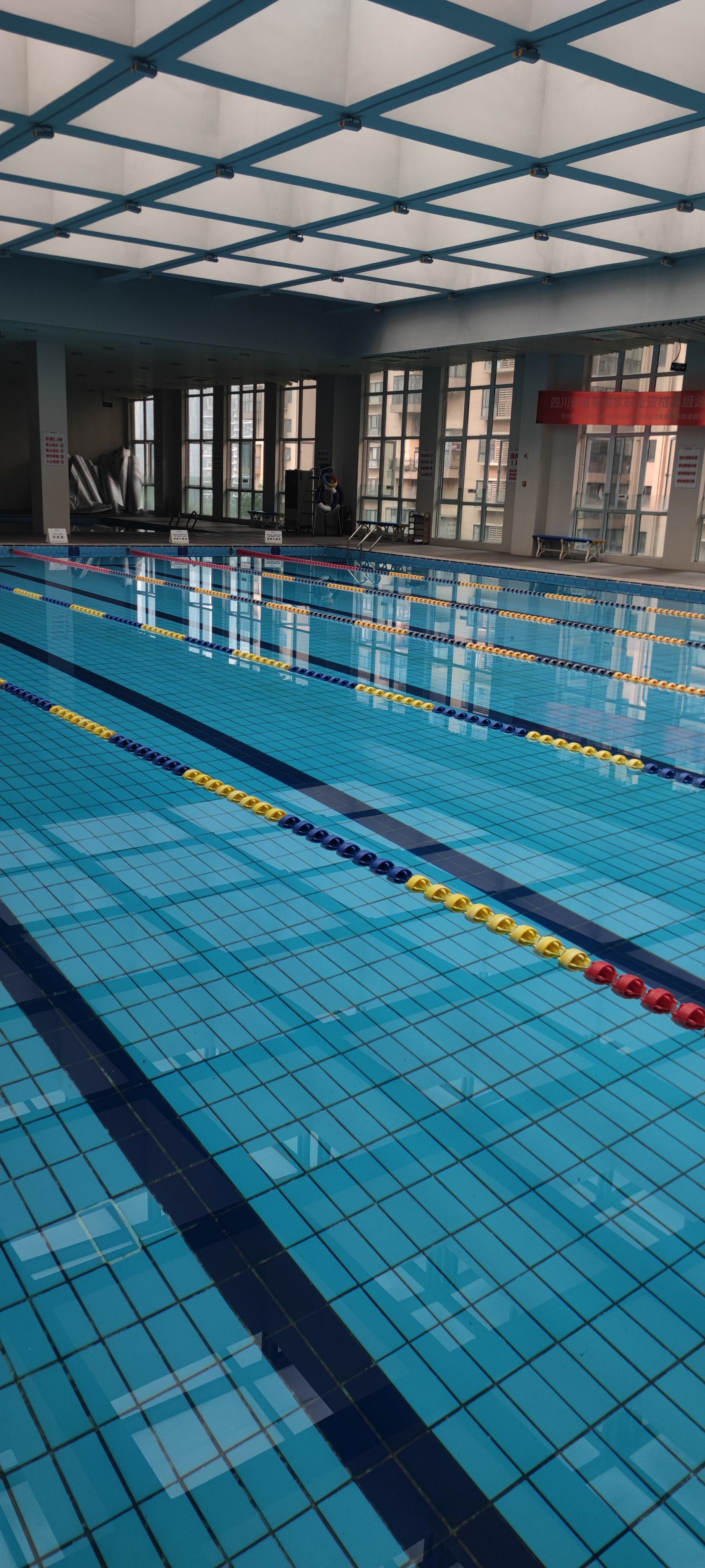 必须曝光这家游泳馆