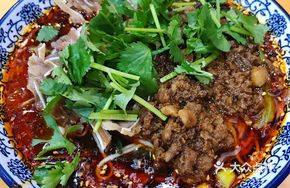 Stewed Pork Offal Noodles