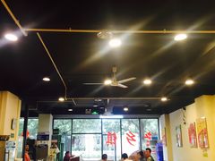 大堂-老山村酒楼(白石洲店)