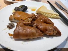 红烧猪蹄-晶丽香榭自助餐(南京大饭店)