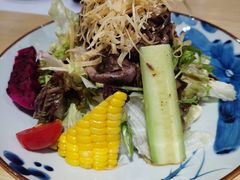 烤牛肉沙拉-鲔吞·和牛寿喜烧(闵行区绿瘦酒店)