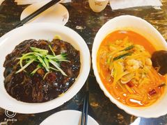 辣白菜炒年糕-桃园中华料理炸酱面(燕儿岛路店)